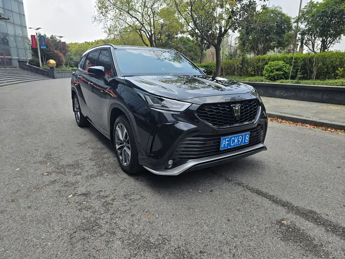 TOYOTA CROWN LUFANG