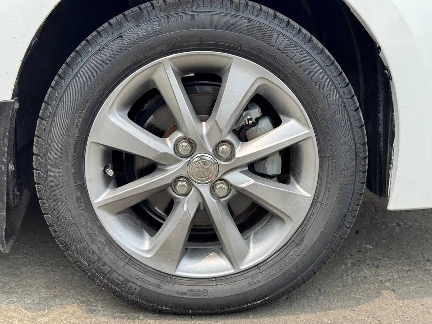Toyota YARiS L Zhi Xuan 2015 1.5E Auto Charming Edition фото 12
