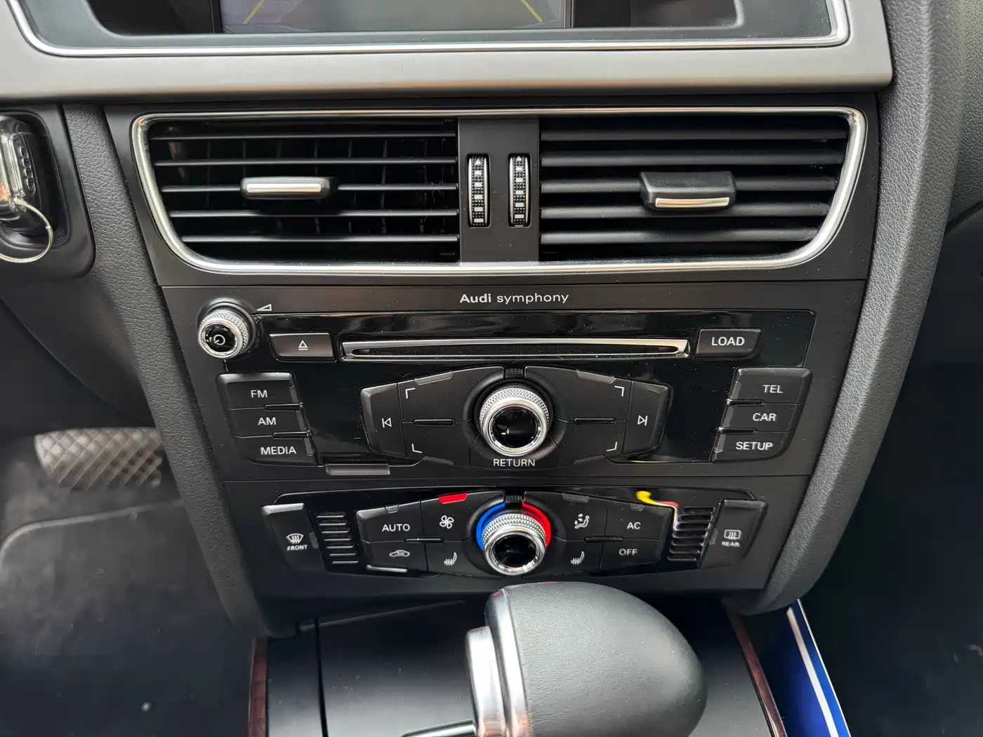 Audi A4L 2013 35 TFSI Automatic Comfort фото 11