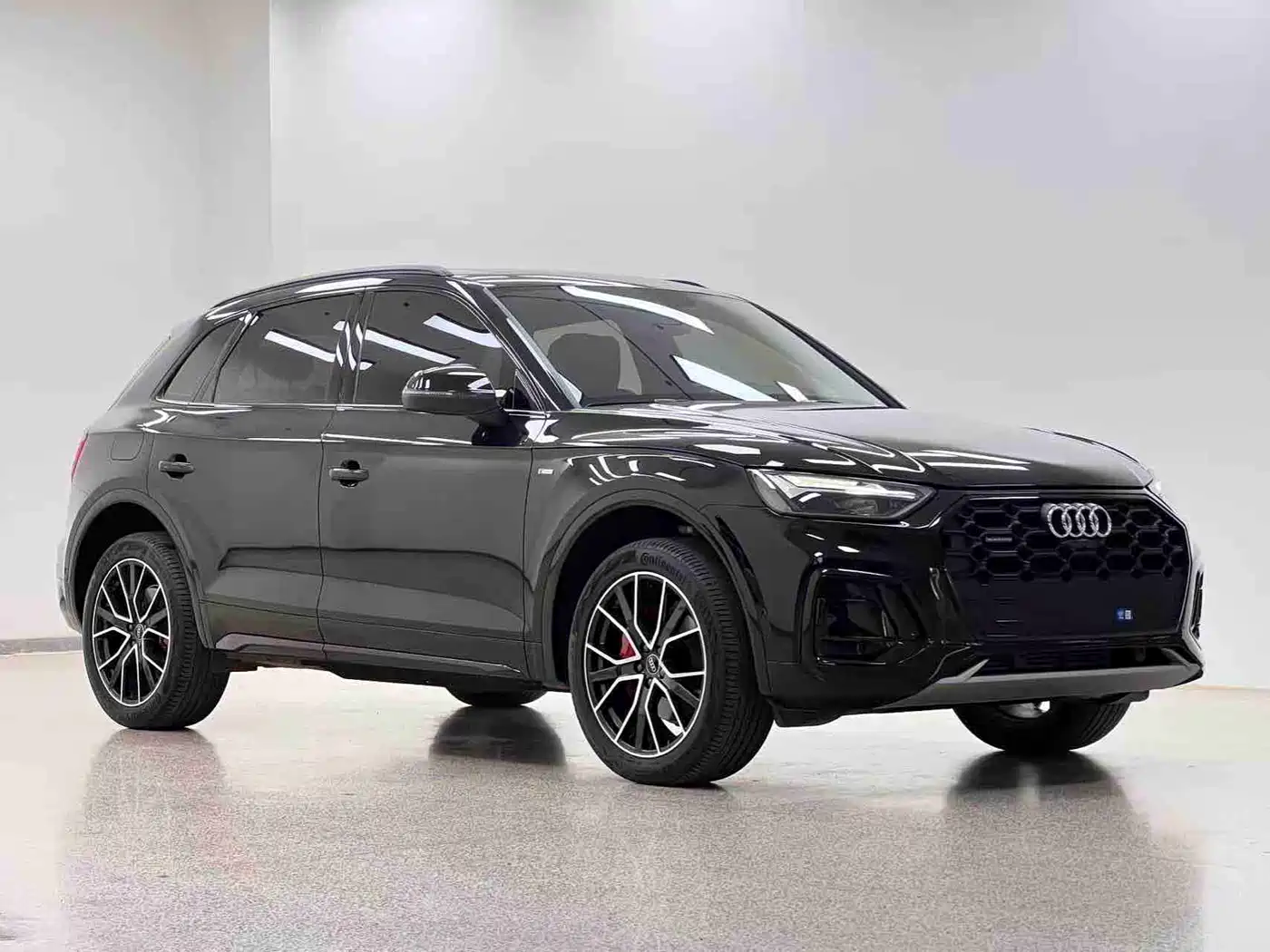Audi Q5L 2025 45 TFSI Luxury Dynamic фото 3