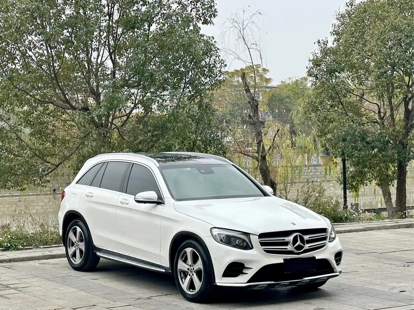 Mercedes-Benz GLC 2017 GLC 300 4MATIC Dynamic фото 3