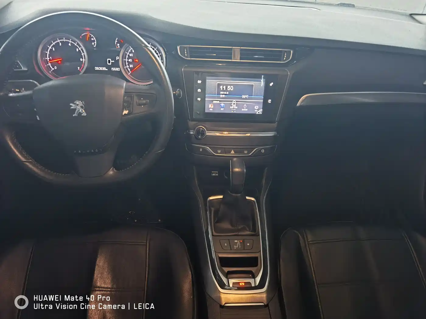Peugeot 408 2014 1.8L Automatic Luxury Edition фото 6