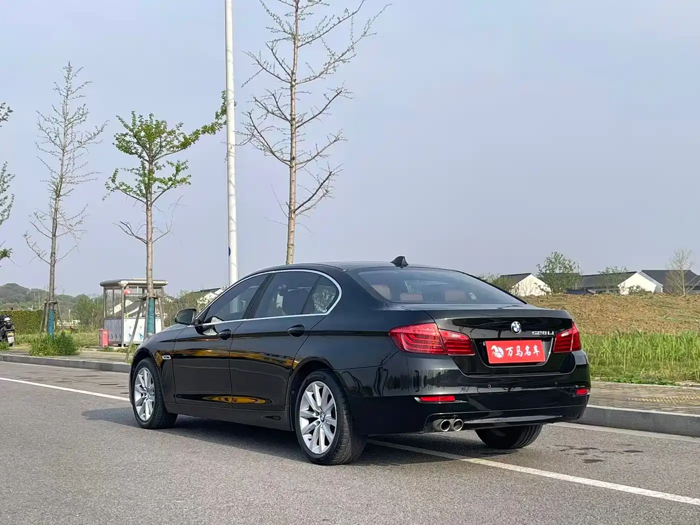 BMW 5 Series 2014 528Li Leading Edition фото 8