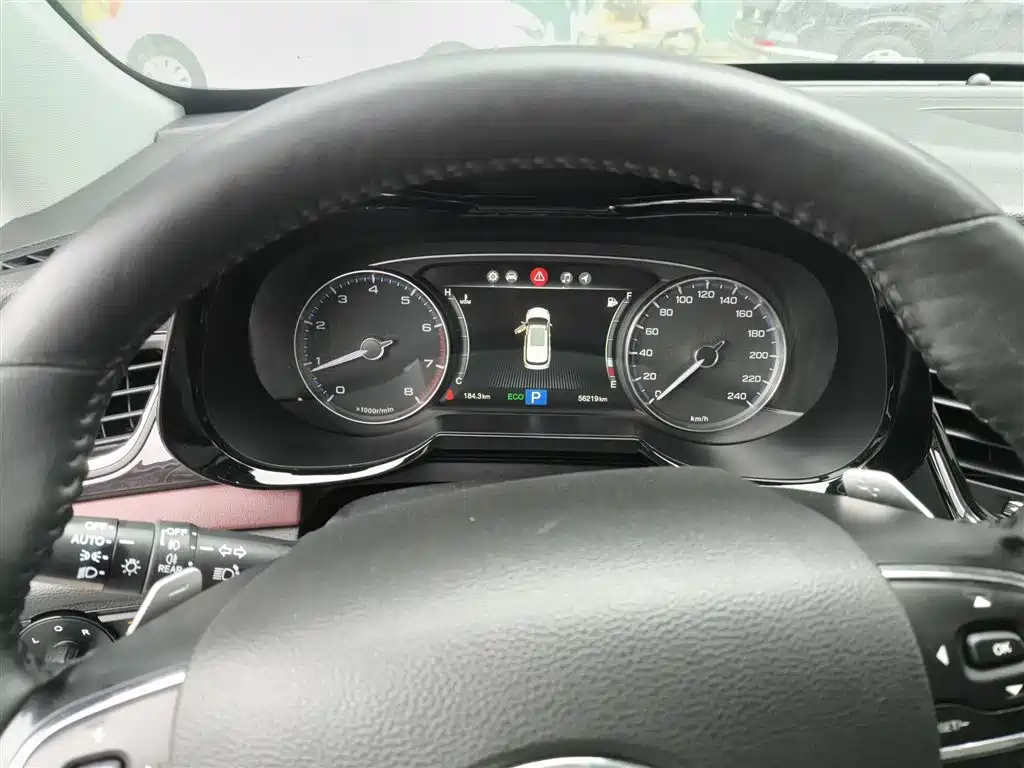 GAC Trumpchi Trumpchi GS8 2017 320T AWD Luxury Smart Connect (7-Seater) фото 12