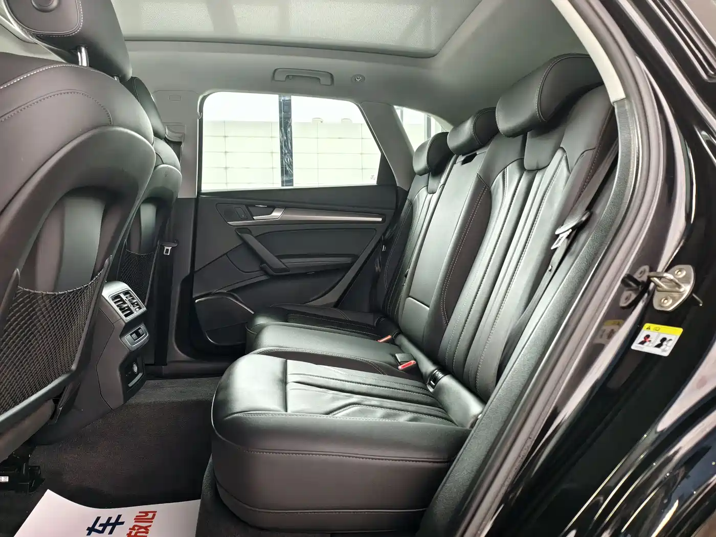 Audi Q5L 2022 40T Luxury Dynamic фото 7