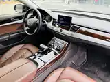 Фото 12 - Audi A8
