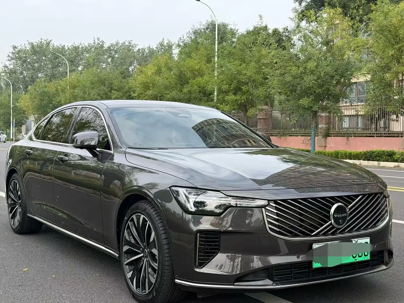 Volvo S90 Plug-in Hybrid 2025 2026 Plug-in Hybrid AWD Long Range Zhiyuan Luxury Edition