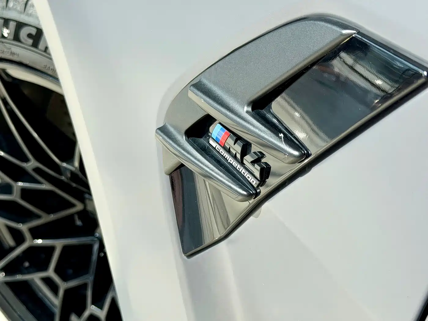 صورة 4 - BMW M4