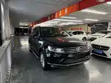 Photo 3 - Volkswagen Touareg