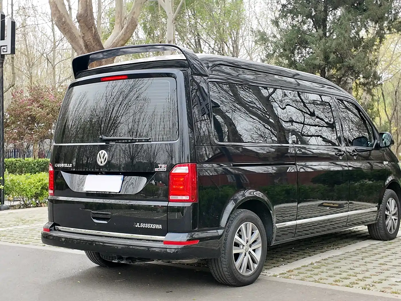 Volkswagen Caravelle 2018 2.0TSI 4WD Luxury Edition 7-Seater фото 27