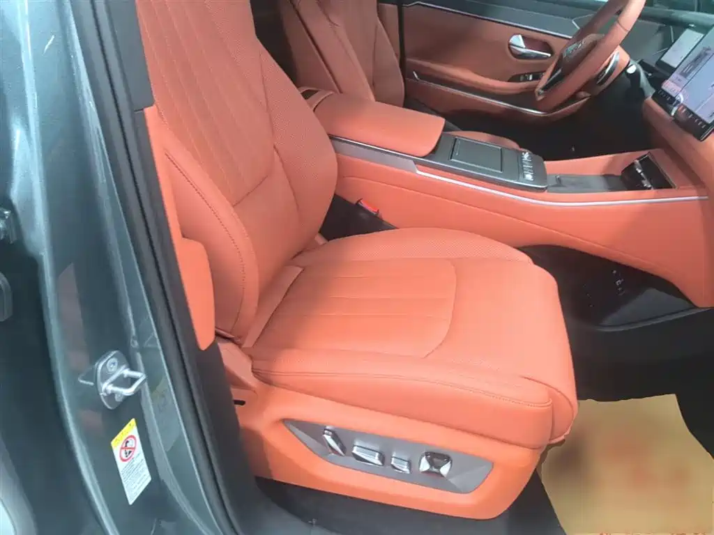 BYD Tang L 2025 DM 175KM Drone Player Edition фото 25