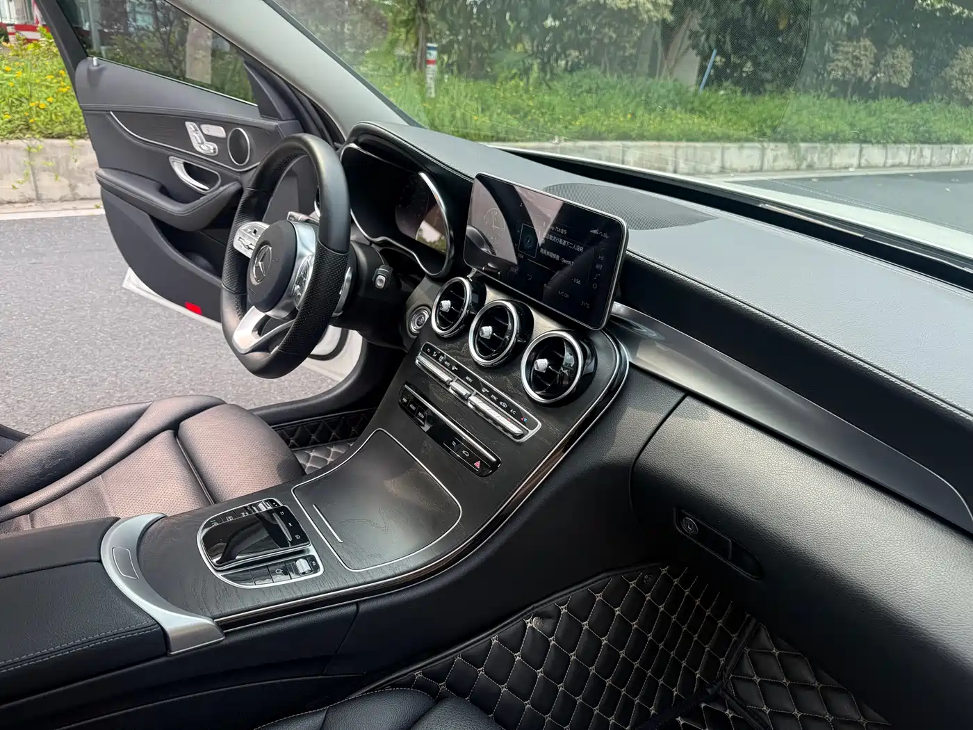 Mercedes-Benz C-Class 2020 C 260 L Sport фото 17