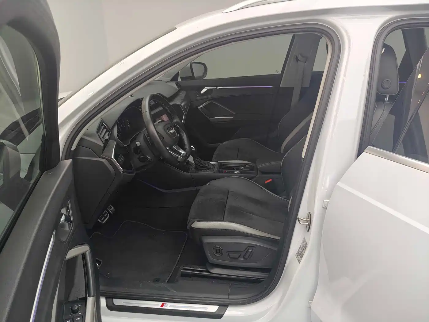 Audi Q3 2021 40 TFSI Fashion Sport фото 13