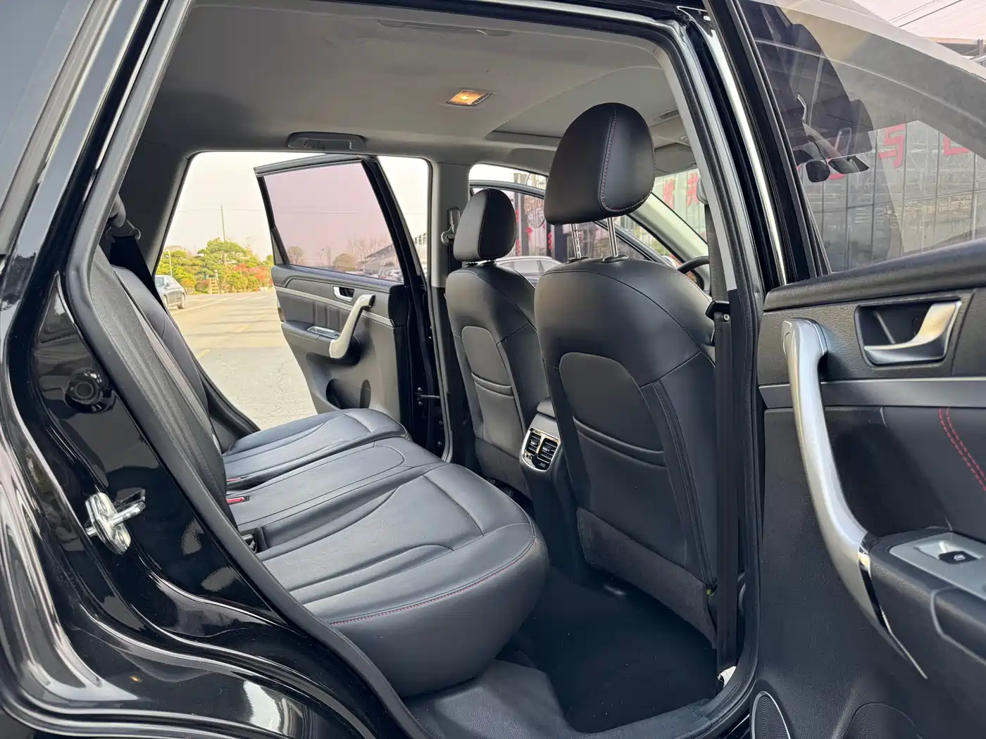 Haval M6 2018 Facelift 1.5T DCT 2WD Elite Edition фото 8