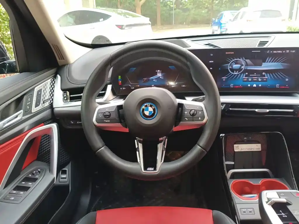 BMW iX1 2024 2023 xDrive30L M Sport Package