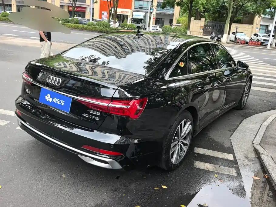 Фото 3 - Audi A6L