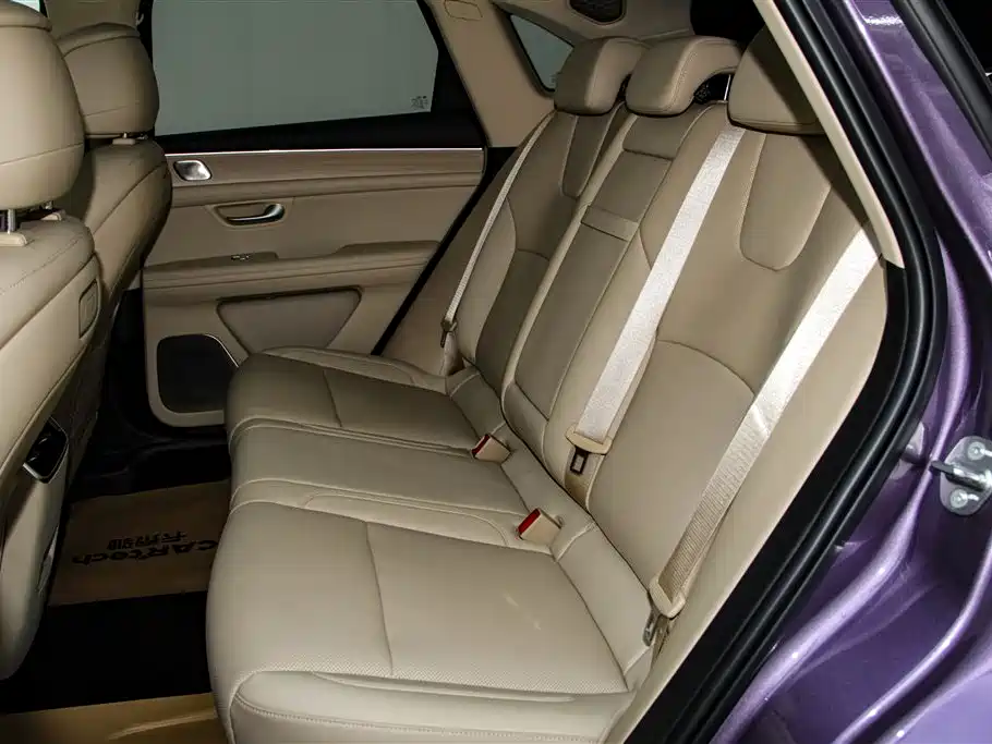 AITO Wenjie AITO M5 2025 Extended Range Ultra AWD фото 20