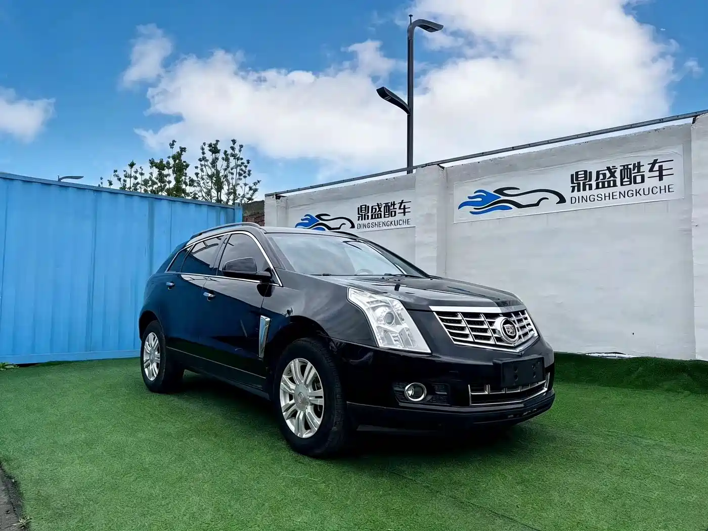 Cadillac SRX 2015 3.0L Elite фото 3