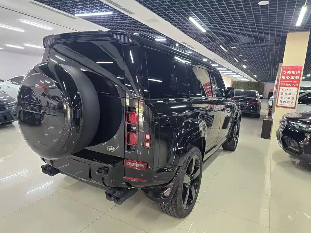 Land Rover Defender 2025 2025 110 3.0T P400 -Dynamic HSE