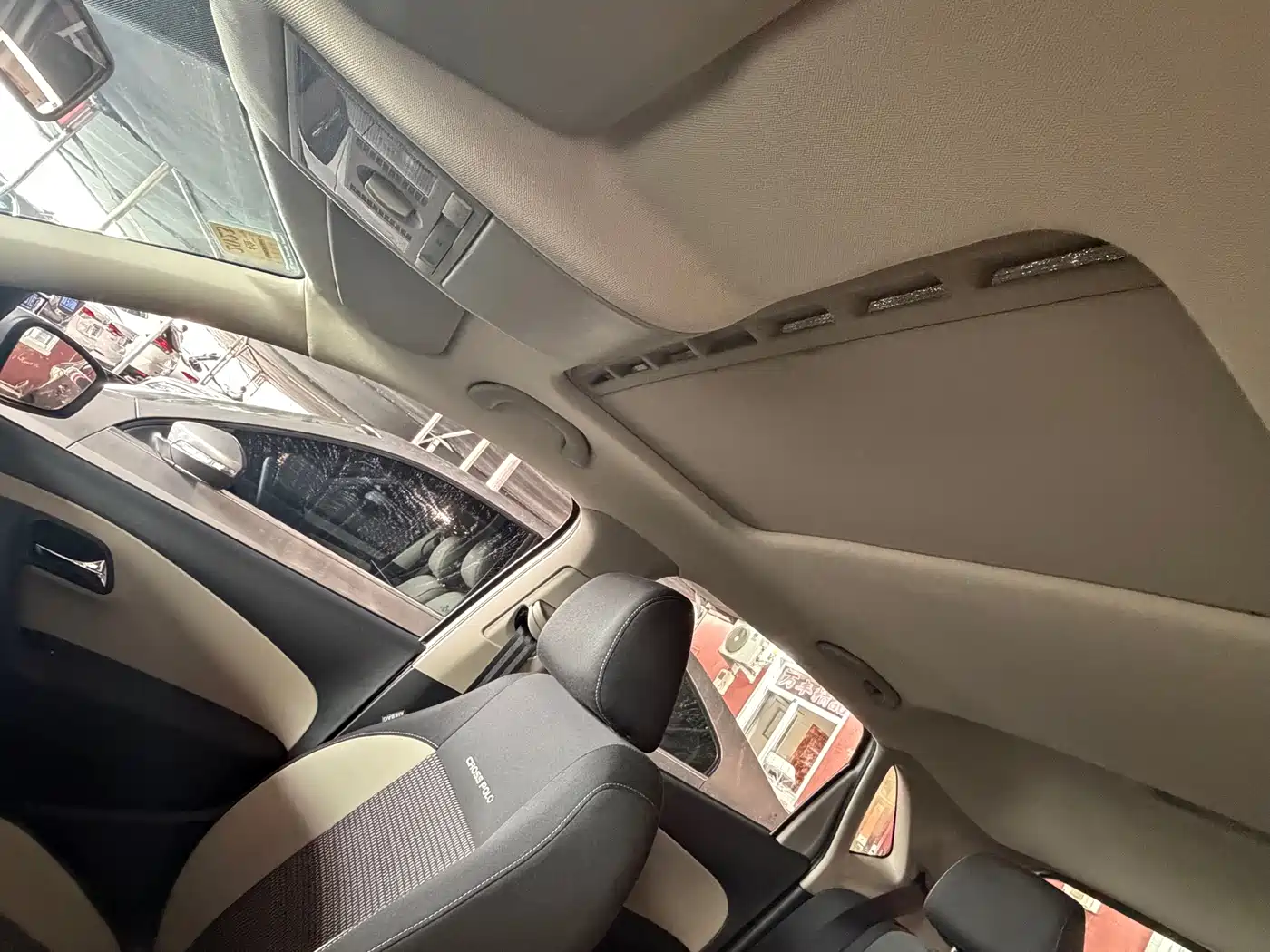 Volkswagen Polo 2013 2012 1.6L Cross Polo AT