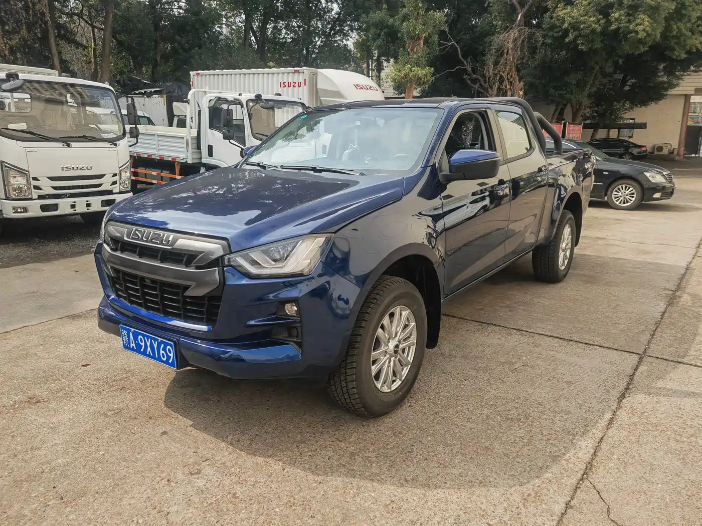 Isuzu Lingtuo 2023 2.5T Automatic 4WD Diesel Navigation Long Chassis