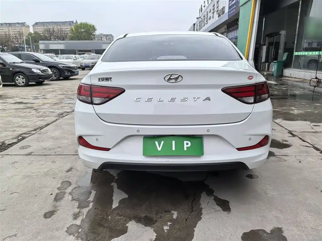 Hyundai Elantra 2018 1.6L Automatic Pleasing Edition GL China VI фото 6