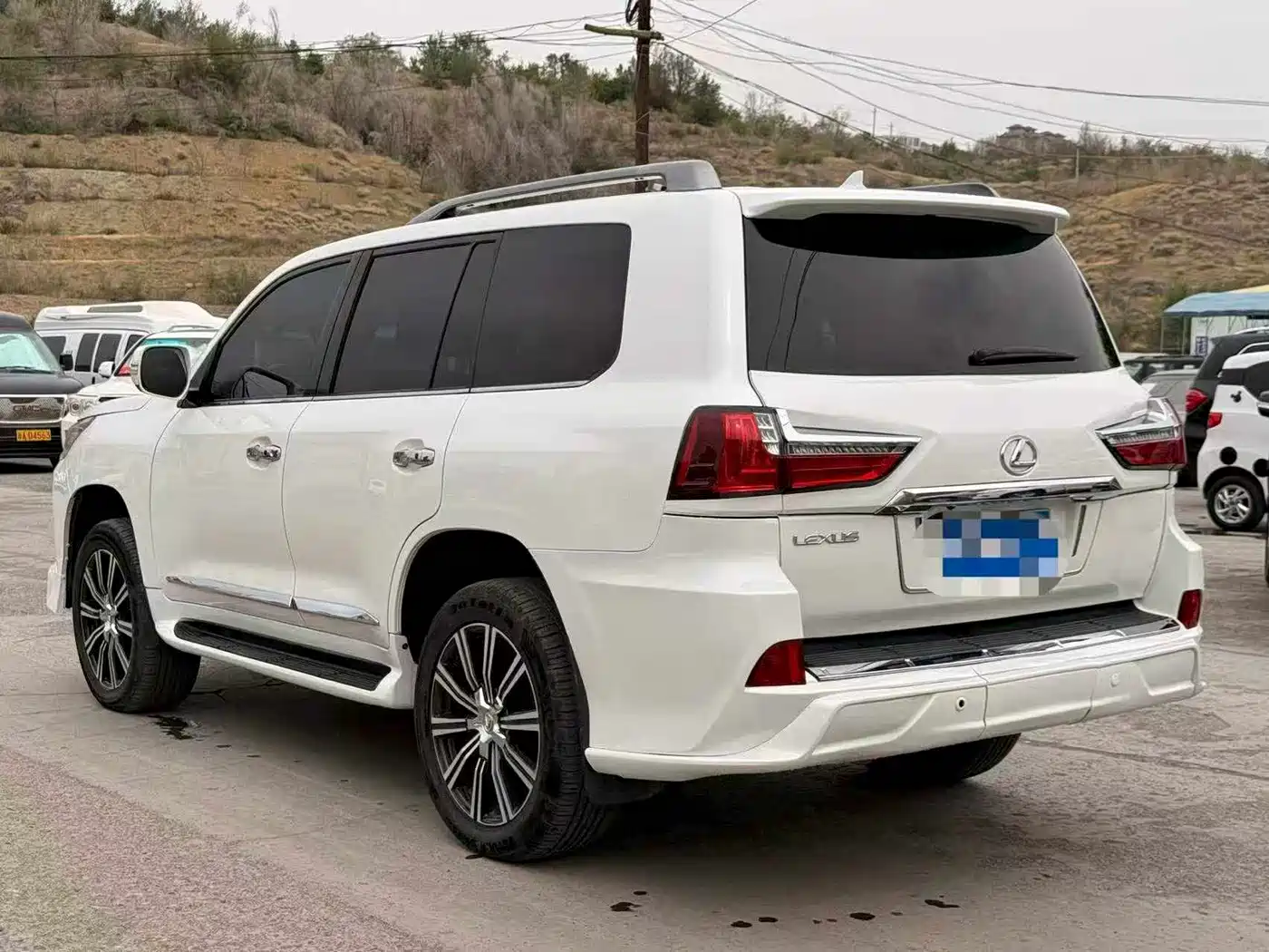 Lexus LX 2011 2009 570