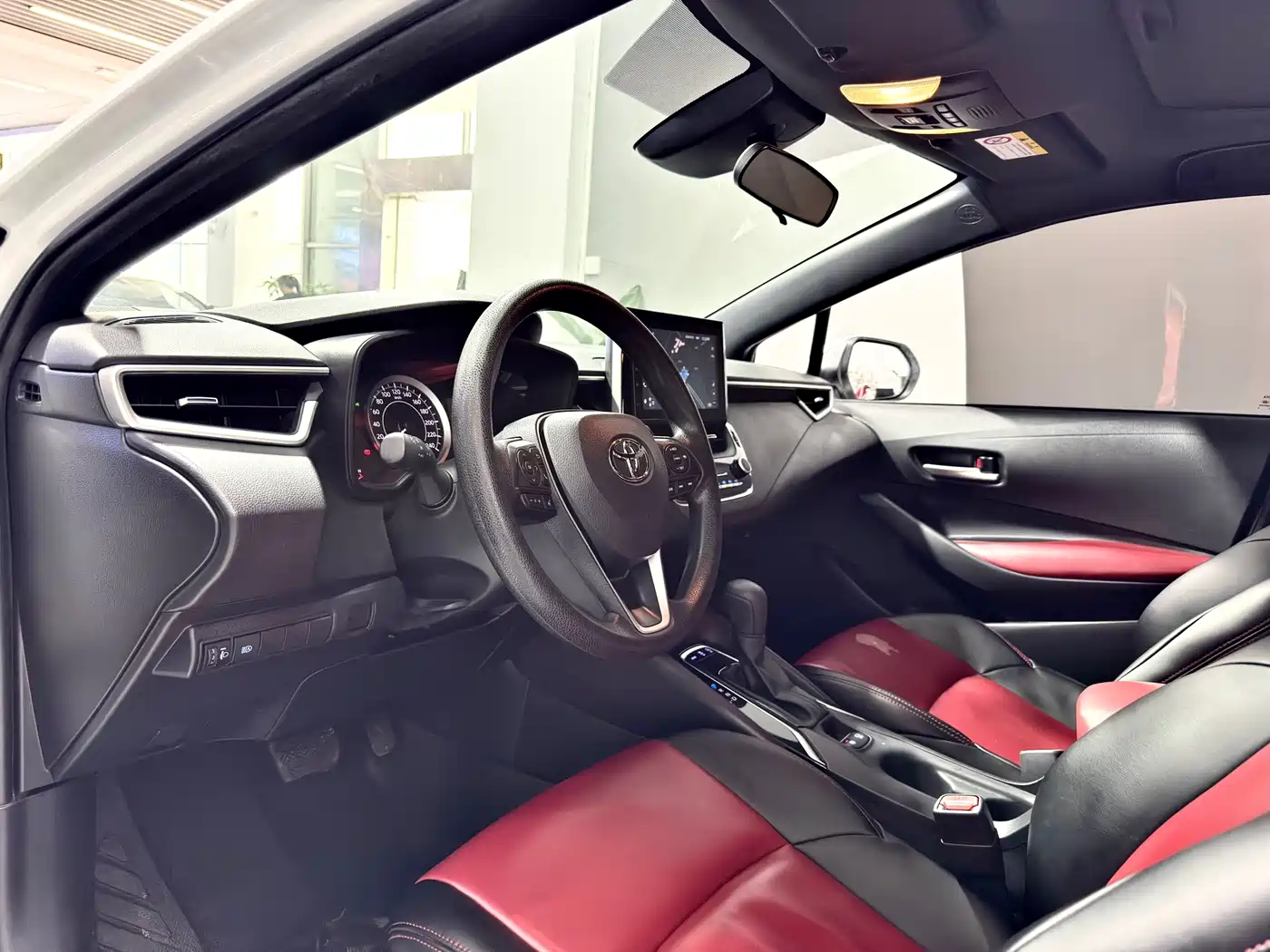 Toyota Levin 2022 185T CVT Luxury Edition фото 10