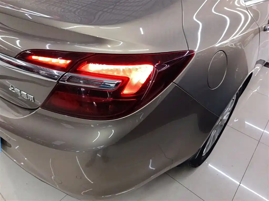 Buick Regal 2015 1.6T Elite Tech Edition фото 8