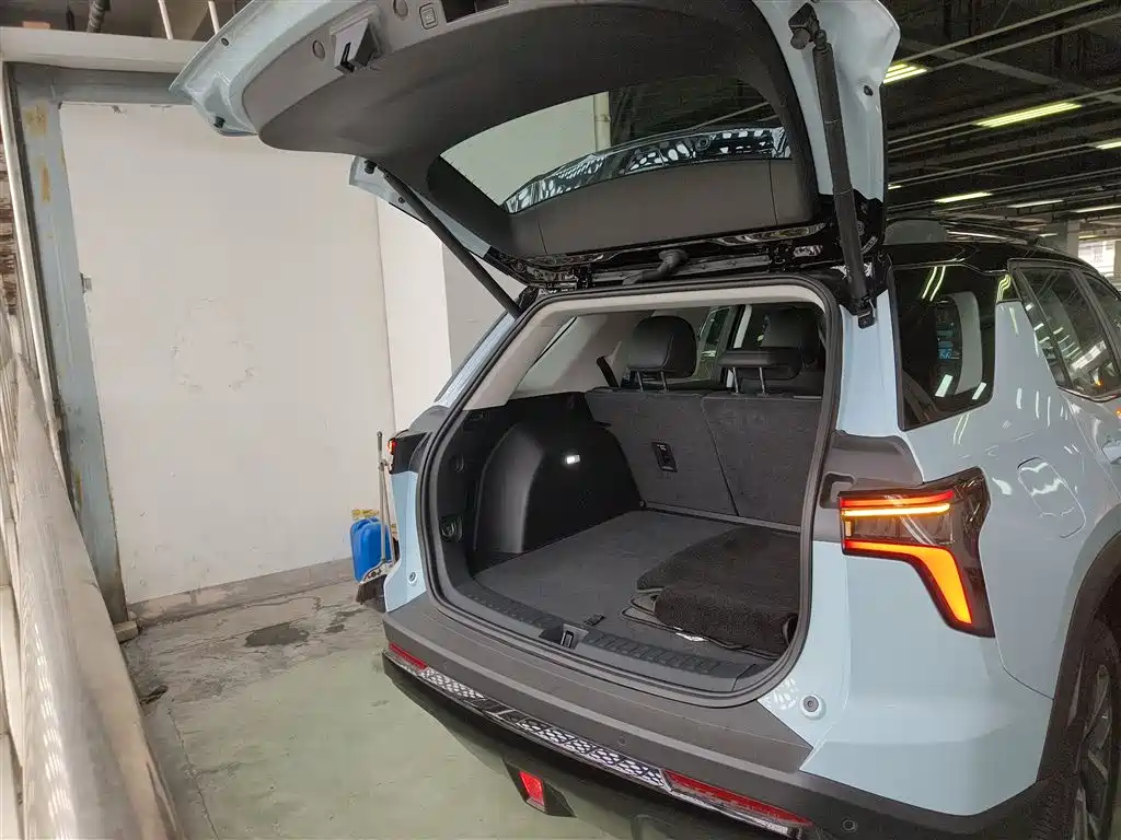 Chevrolet Equinox Plus 2024 102km RS Ultimate Edition фото 19