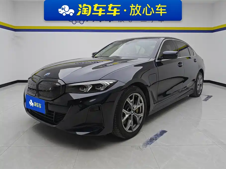 BMW i3 2022 eDrive 35 L