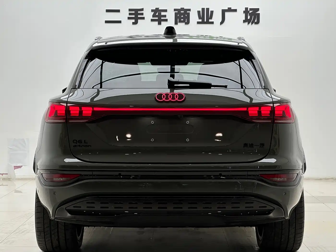 Audi Q6L e-tron 2025 Model Pioneer Edition фото 22