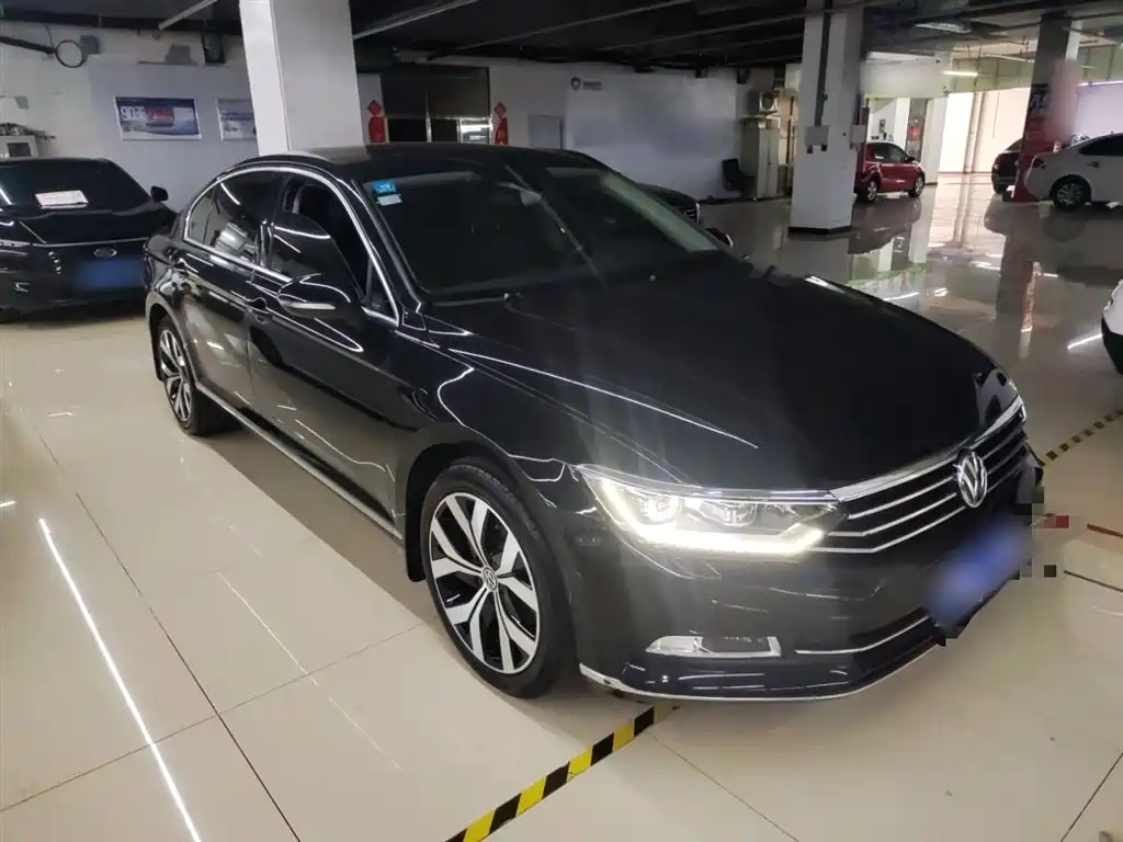 Volkswagen Magotan 2018 330TSI DSG Premium фото 22