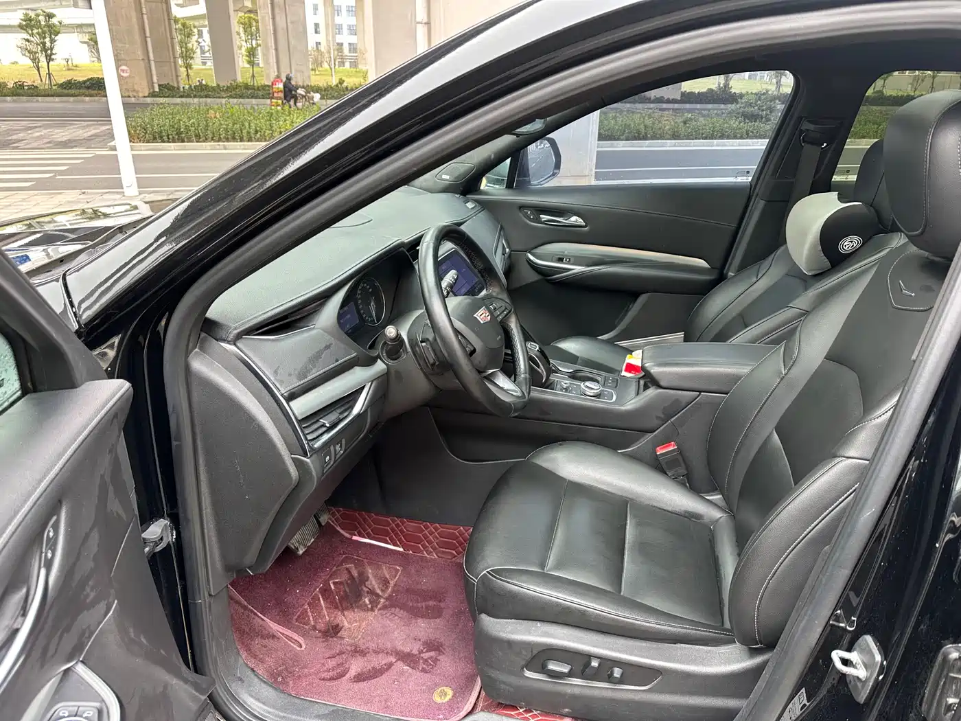 Cadillac XT4 2018 28T FWD Leading Edition фото 9