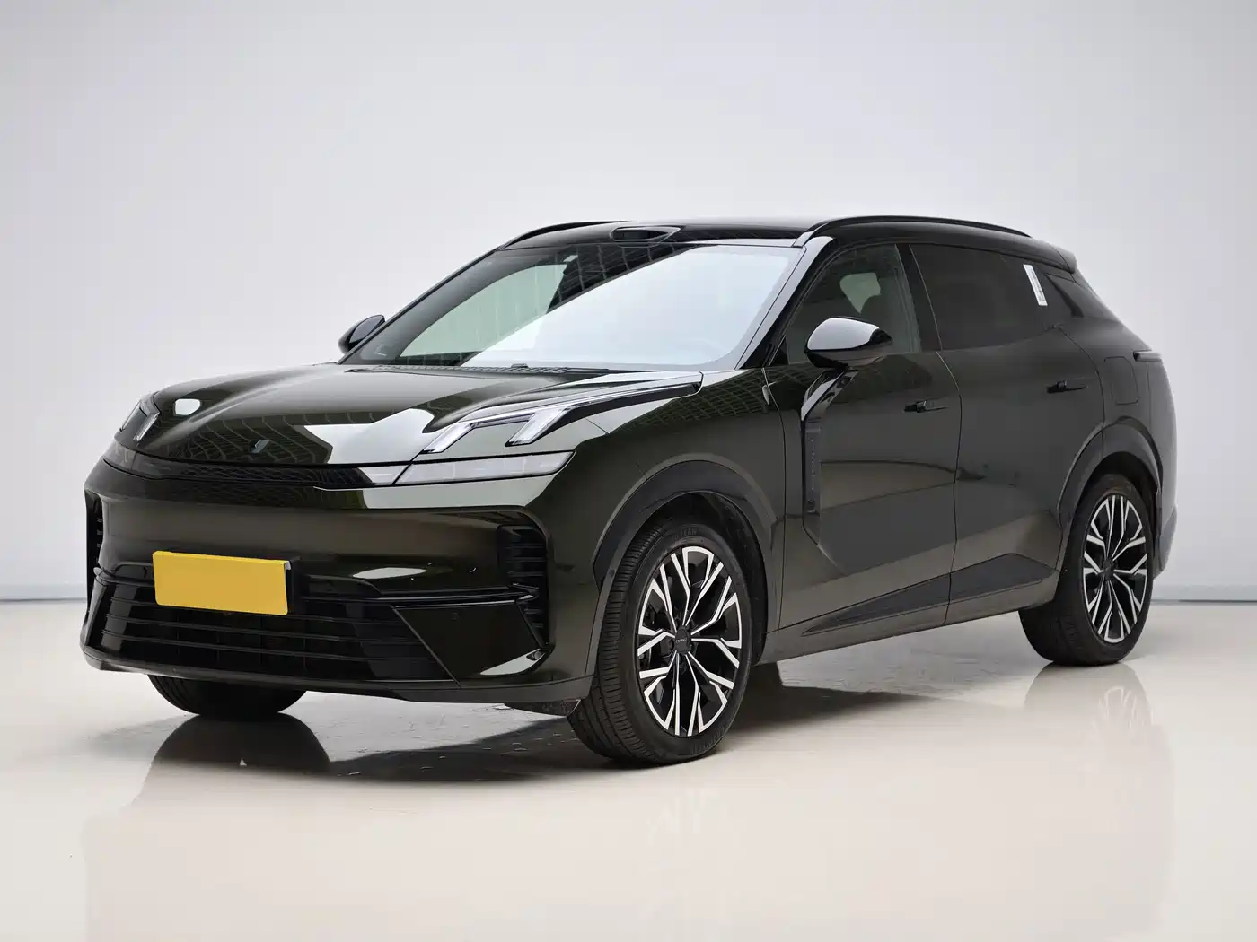 Lynk & Co 08 EM-P 2026