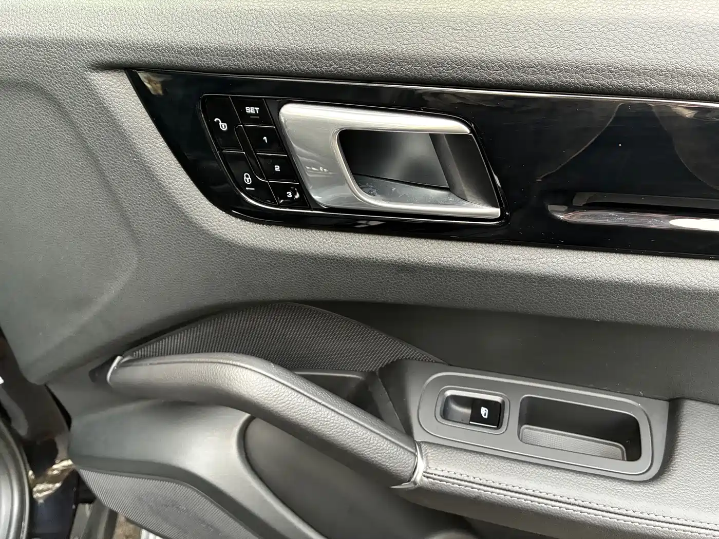Porsche Cayenne 2018 Cayenne 3.0T фото 18
