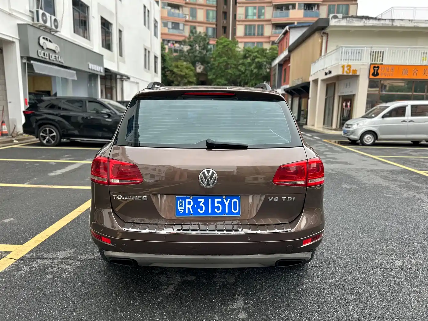 Volkswagen Touareg 2011 3.0TDI Diesel Comfort фото 6