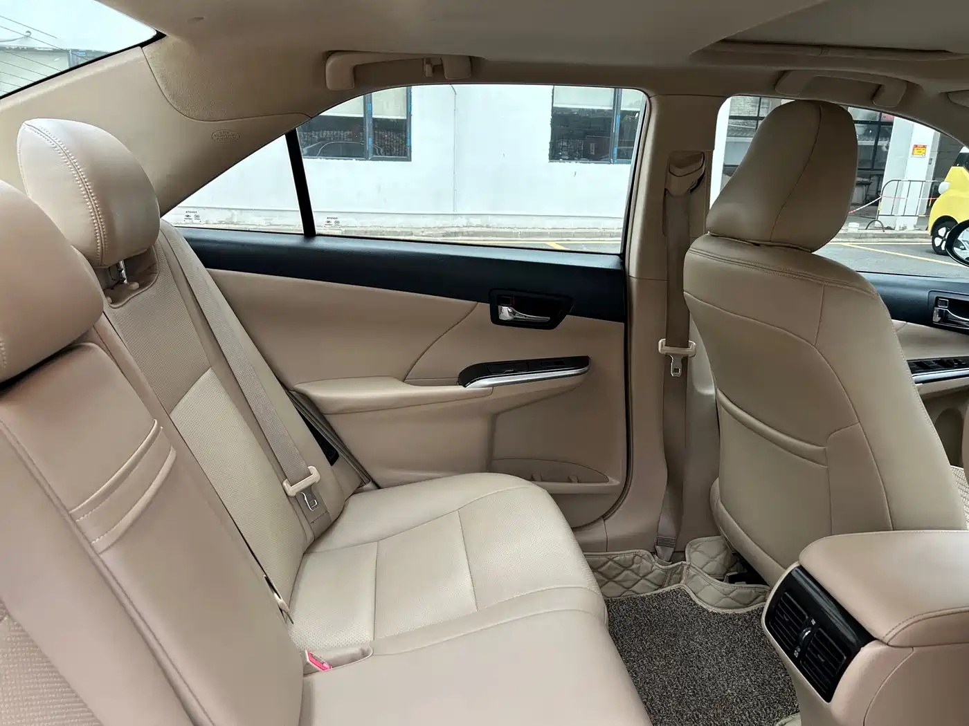 Toyota Camry 2012 ZunRui 2.5HV Premium Edition фото 31