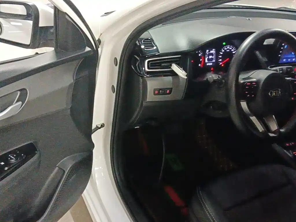 Kia Forte 2021 2019 1.6L Auto Trend Edition China VI