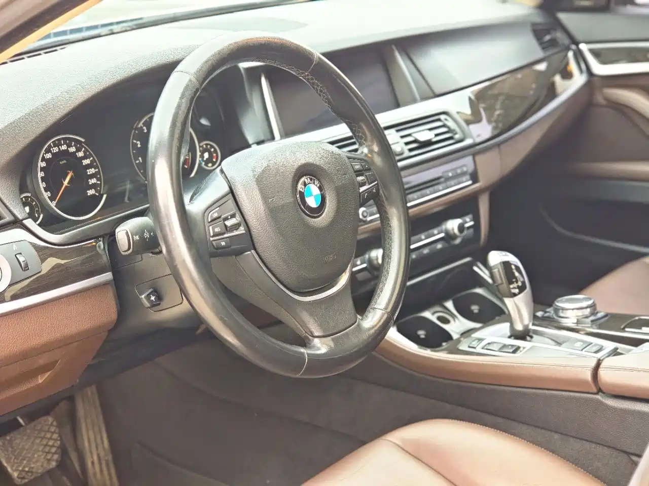 BMW 5 Series 2017 525Li Luxury Design Package фото 6