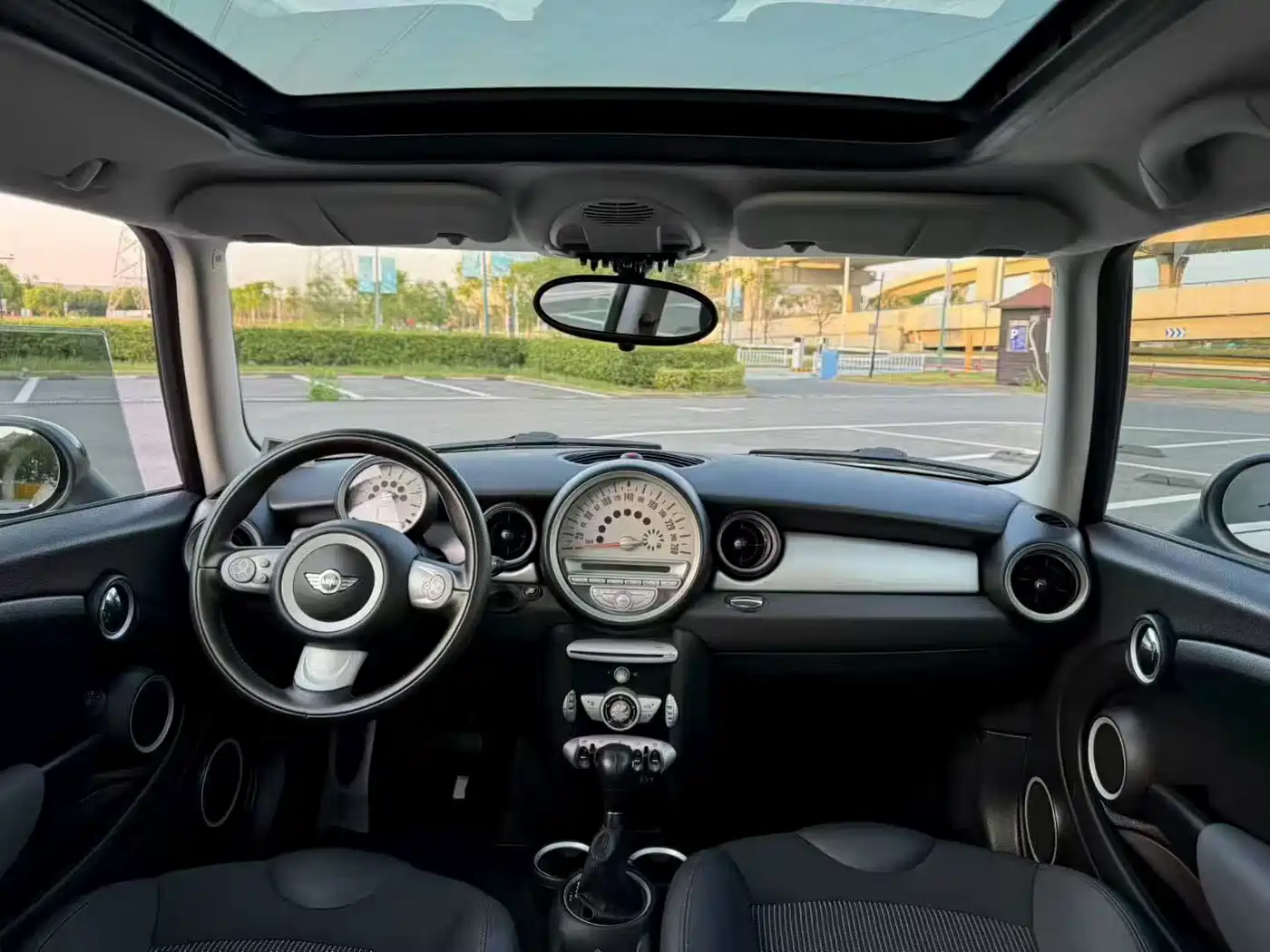 MINI MINI 2010 2010 1.6L COOPER Cheer