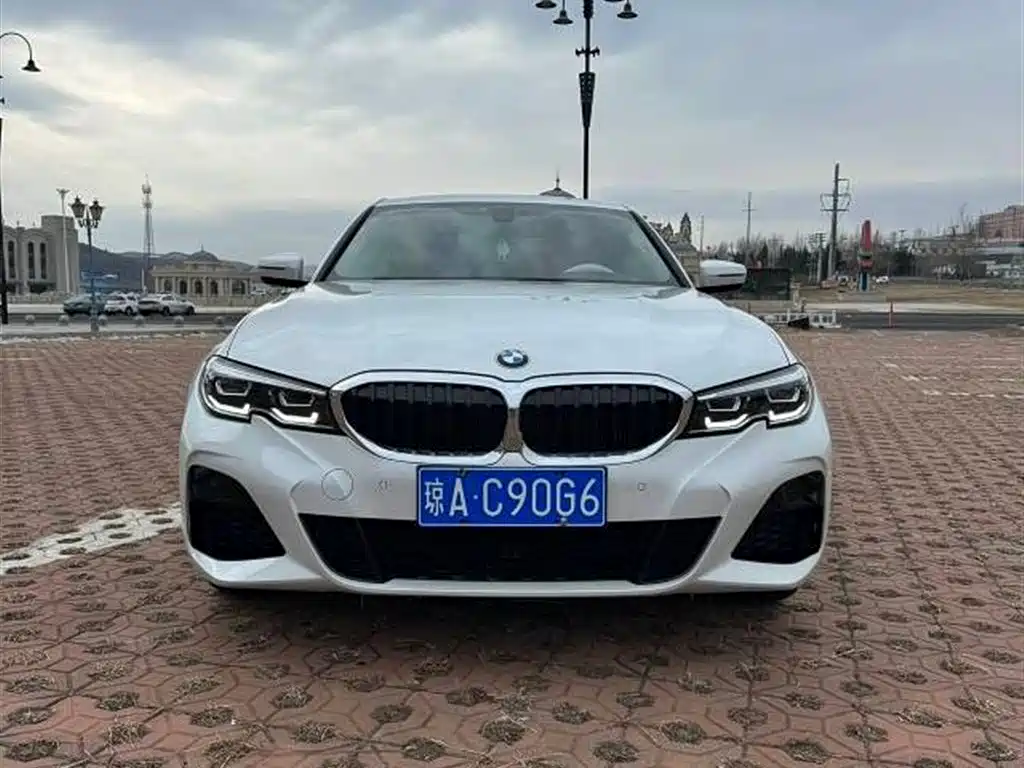BMW 3 Series 2022 320Li M Sport Package фото 2
