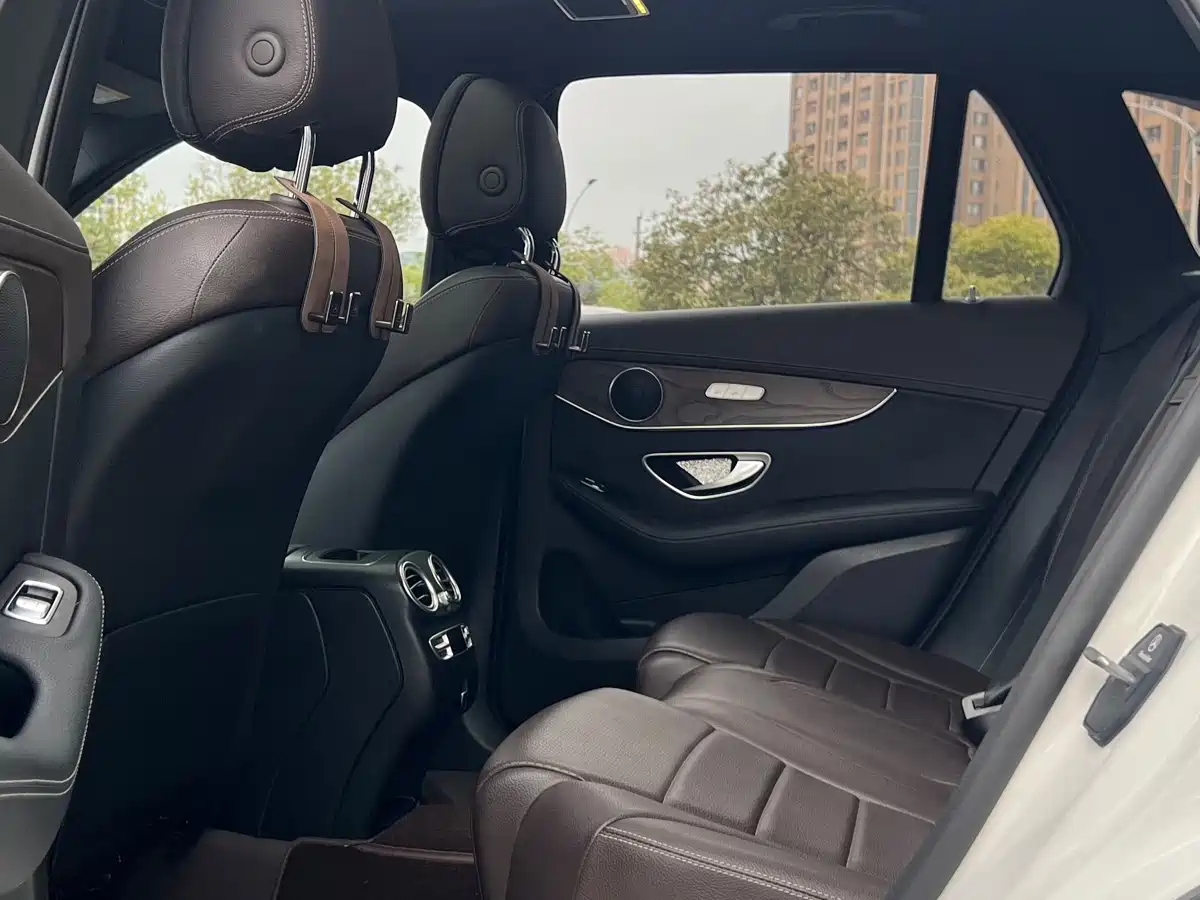 Mercedes-Benz GLC 2022 Facelift II GLC 260 L 4MATIC Luxury фото 7