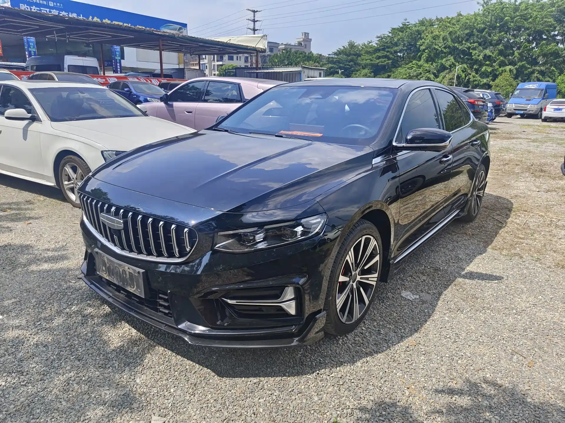 Фото 1 - Geely Preface