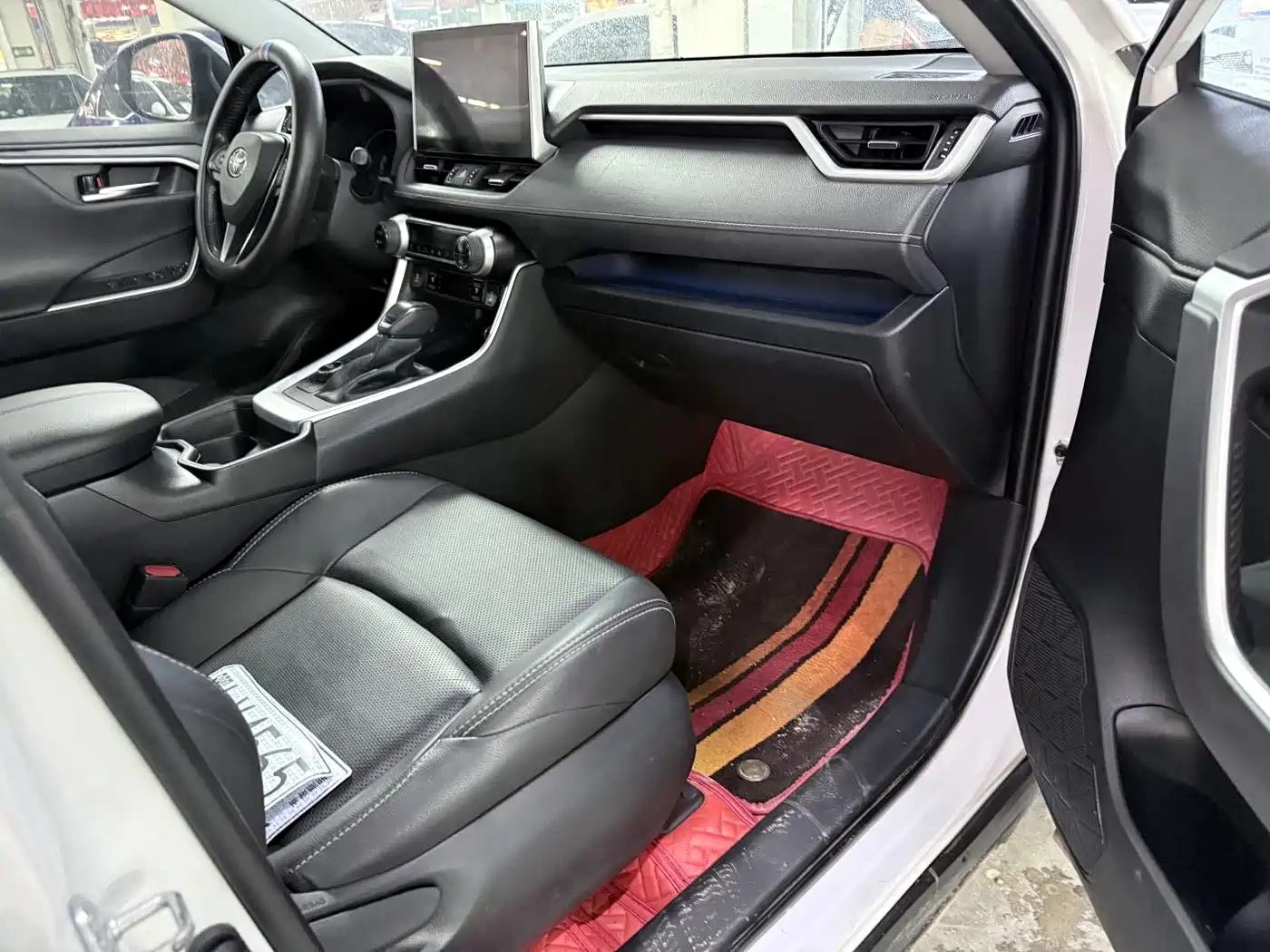 Toyota Wildlander 2020 2.0L CVT AWD Premium Edition фото 21