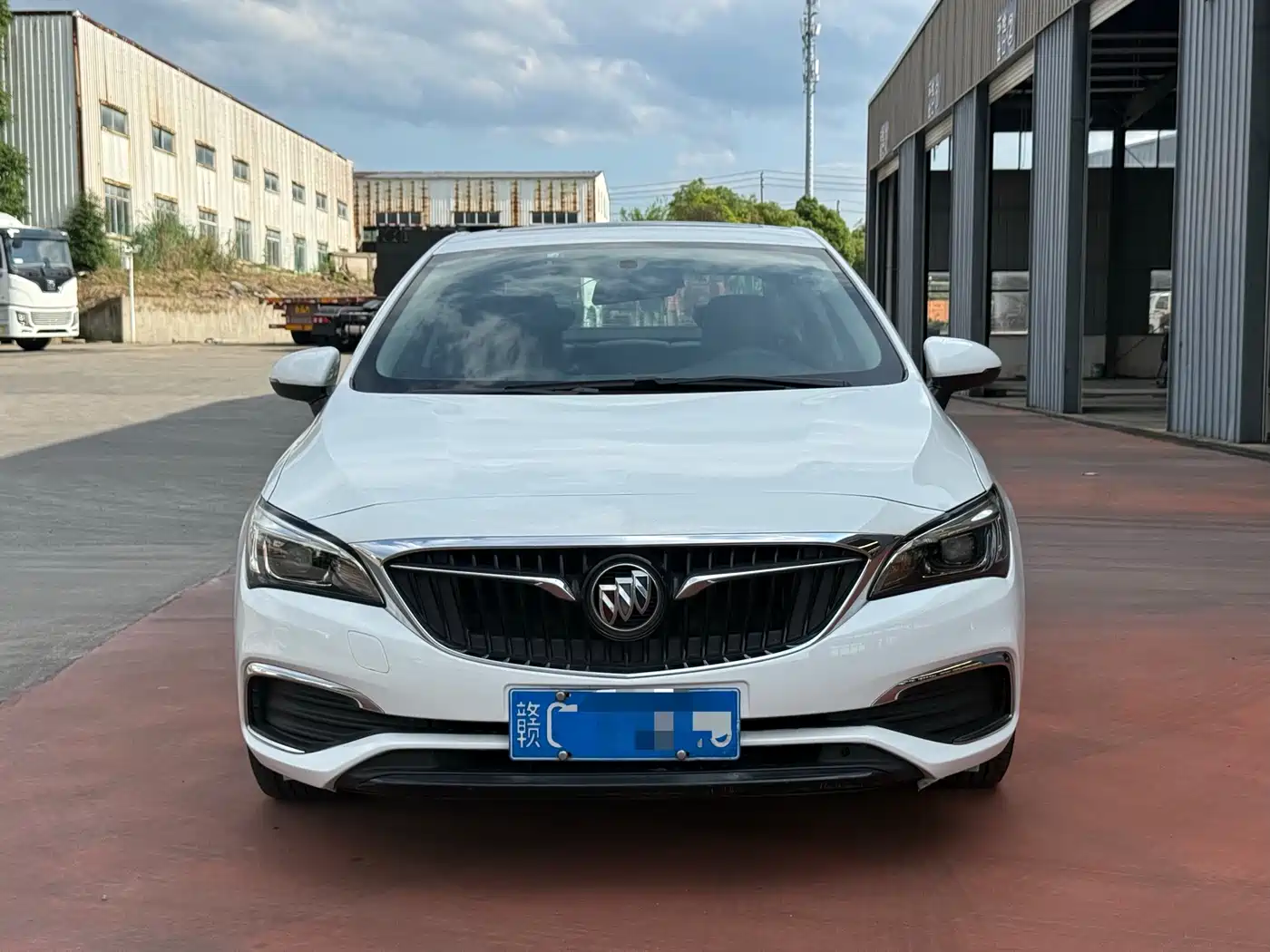 Buick Verano 2019 Sedan 15S Auto Leading фото 2
