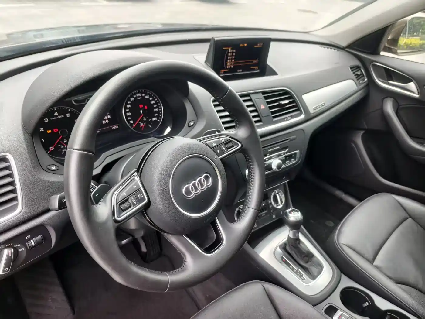 Audi Q3 2013 35 TFSI quattro Comfort фото 12