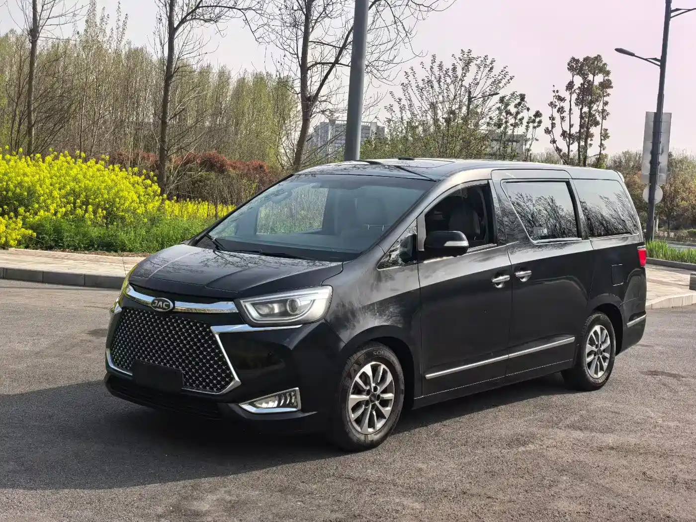 JIANGQI GROUP RUIFENG M6