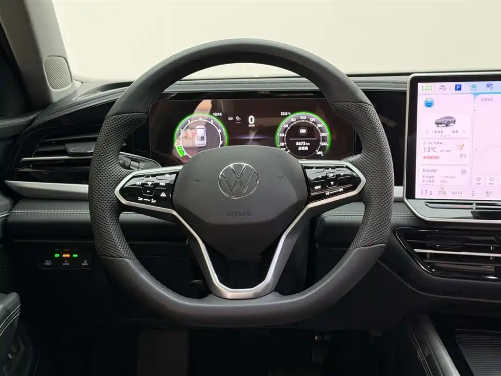 Volkswagen Passat 2025 Pro 380TSI Starlight Dragon Glory Edition фото 26