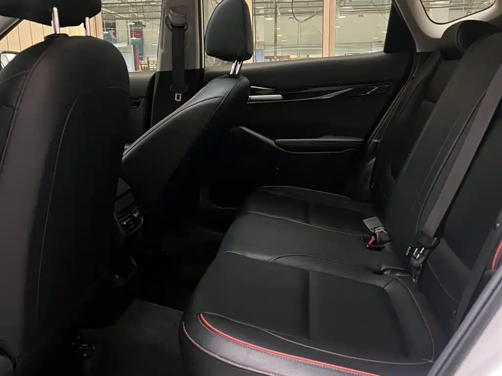 Kia Seltos 2023 1.5L CVT Luxury Edition фото 9
